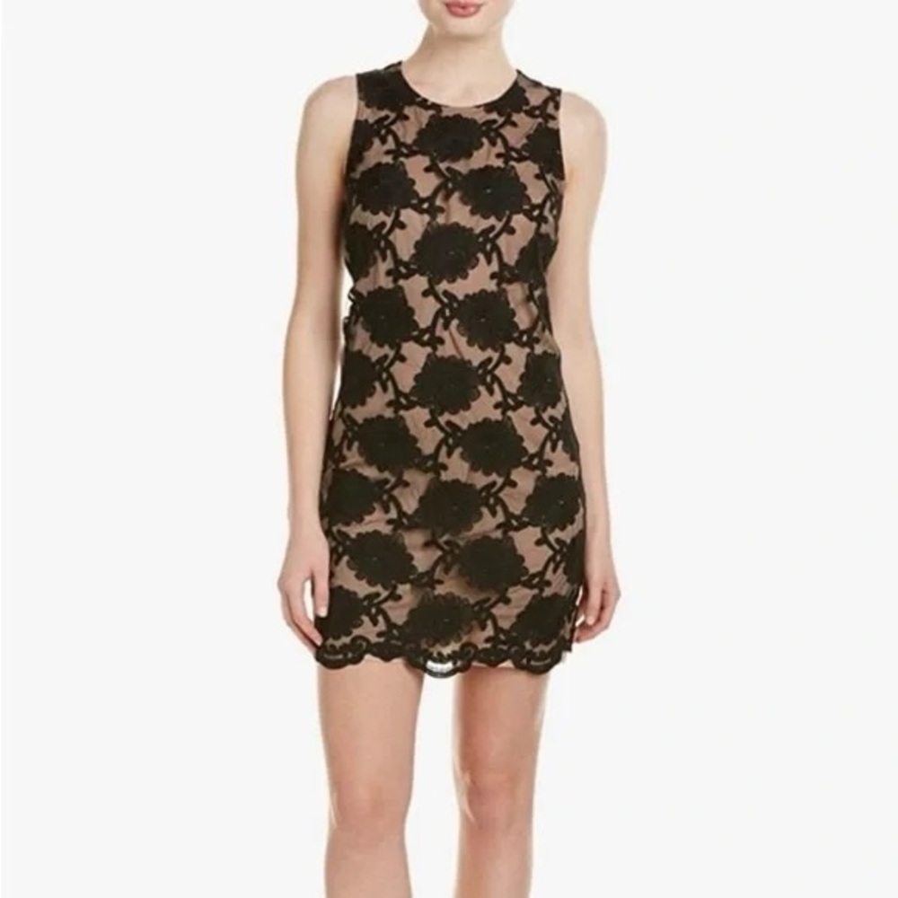 CeCe Size 10 Arlington Shift Dress